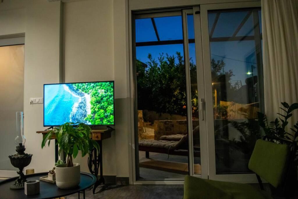 Апартаменты Istron Avra Kalo Chorio  Экстерьер фото